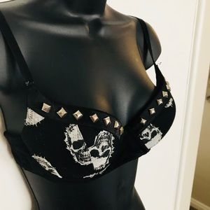 CUTE Skulls & Studs Push-up Bra
